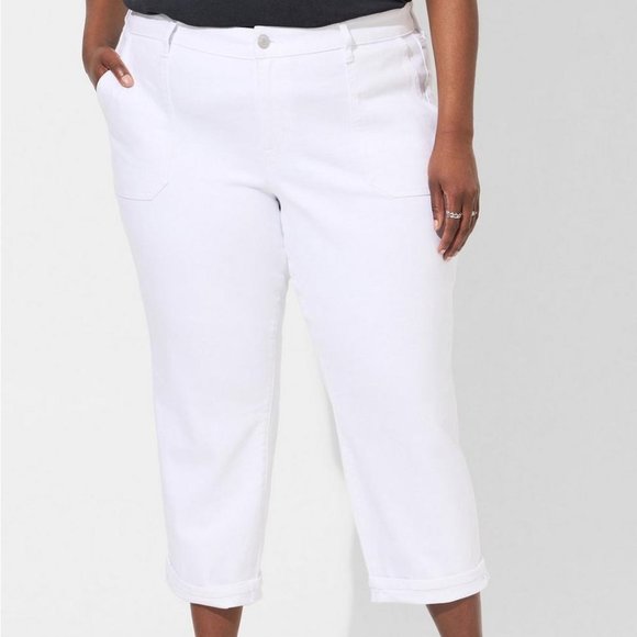 ❤️NWT VINTAGE TORRID JEAN - BOYFRIEND STRAIGHT, STRETCH, MID-RISE CROP PLUS SIZE - Picture 2 of 12